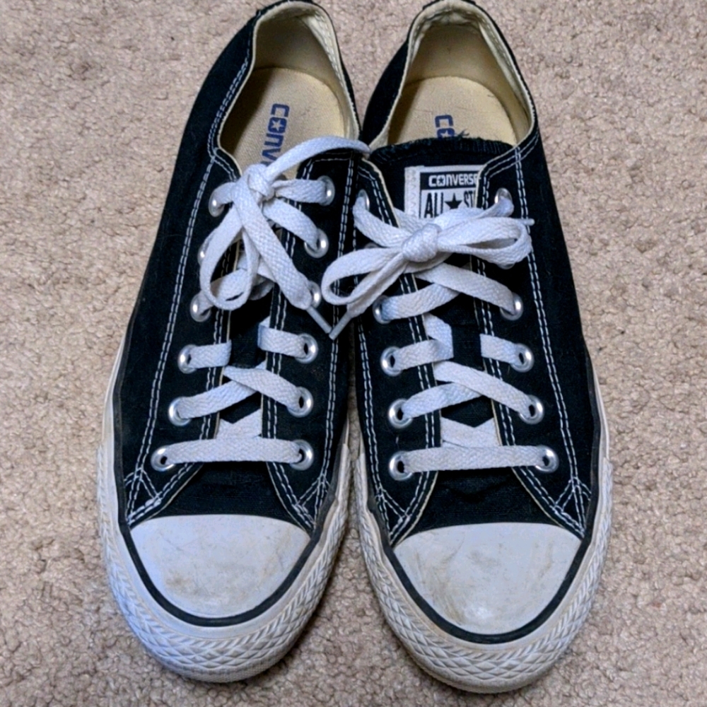 Black converse